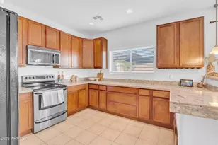 2929 N 37th St, Phoenix, AZ 85018 - Photo 4