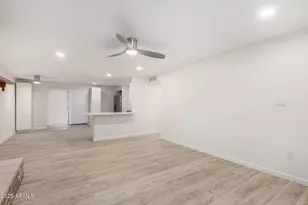 3478 E Sharon Dr, Phoenix, AZ 85032 - Photo 8