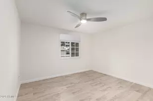 3478 E Sharon Dr, Phoenix, AZ 85032 - Photo 16