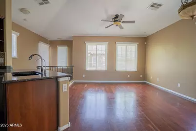 5616 S 21st Place, Phoenix, AZ 85040 - Photo 18