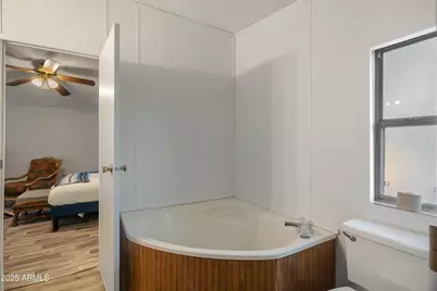 1802 E Campo Bello Drive #117, Phoenix, AZ 85022 - Photo 8