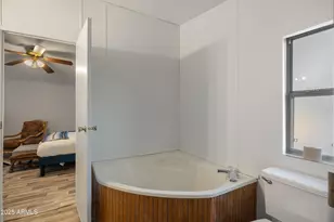 1802 E Campo Bello Dr, Phoenix, AZ 85022 - Photo 8