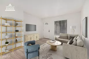 2437 E Tracy Ln, Phoenix, AZ 85032 - Photo 4