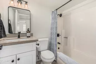 2437 E Tracy Ln, Phoenix, AZ 85032 - Photo 12