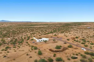 9156 S Thornton Rd, Casa Grande, AZ 85193 - Photo 1