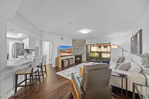 5104 N 32nd St, Phoenix, AZ 85018 - Photo 2