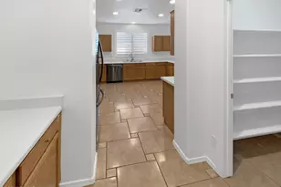 14949 W Dahlia Dr, Surprise, AZ 85379 - Photo 10