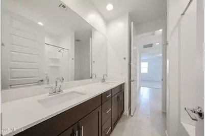 2068 W Sierra Sunset Trail, Phoenix, AZ 85085 - Photo 16