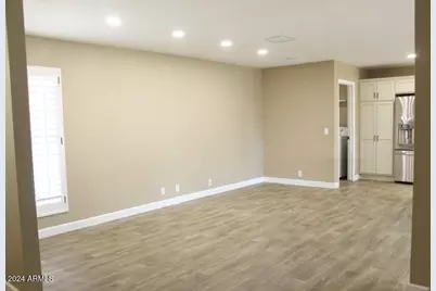 515 E Sack Drive, Phoenix, AZ 85024 - Photo 8