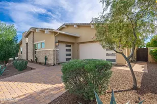 13833 W Bloomington St, Litchfield Park, AZ 85340 - Photo 2