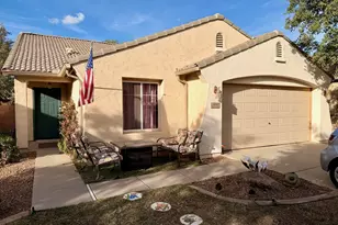 10502 E Wallflower Ln, Florence, AZ 85132 - Photo 1