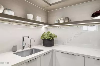 6913 N Joshua Tree Court, Paradise Valley, AZ 85253 - Photo 20