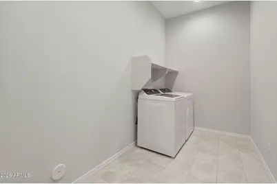 16080 W Red Bird Road, Surprise, AZ 85387 - Photo 6