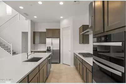 16080 W Red Bird Road, Surprise, AZ 85387 - Photo 10