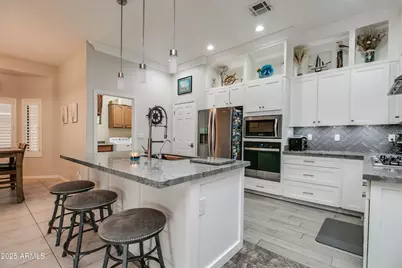 14539 W Hillside Street, Goodyear, AZ 85395 - Photo 12