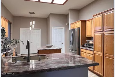 16924 W Northampton Road, Surprise, AZ 85374 - Photo 4