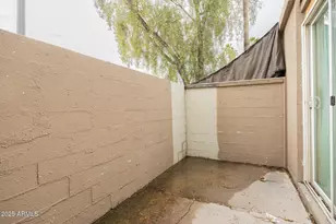 2352 E Broadway Rd, Mesa, AZ 85204 - Photo 14