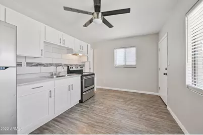 1744 W Glendale Avenue #1, Phoenix, AZ 85021 - Photo 6