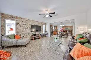 17648 W Voltaire St, Surprise, AZ 85388 - Photo 8