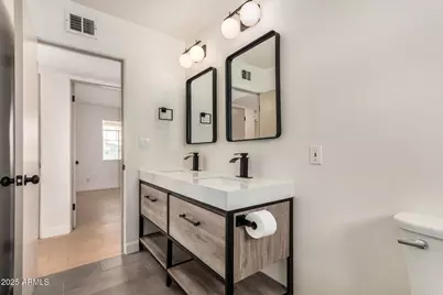 3441 N 21st Avenue, Phoenix, AZ 85015 - Photo 12