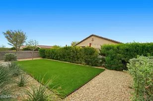 17594 W Country Club Terrace, Surprise, AZ 85387 - Photo 34