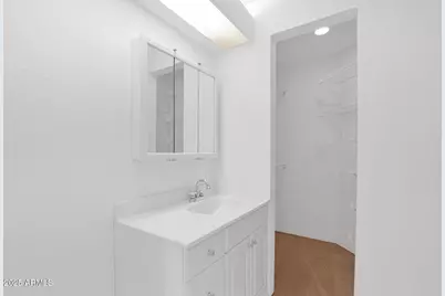 5035 N 10th Place #108, Phoenix, AZ 85014 - Photo 18