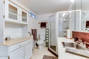 17200 W Bell Rd, Surprise, AZ 85374 - Photo 14