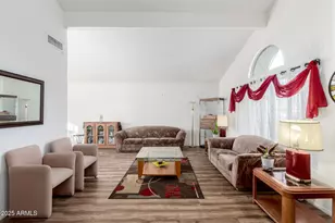 850 S Vine St, Chandler, AZ 85225 - Photo 8