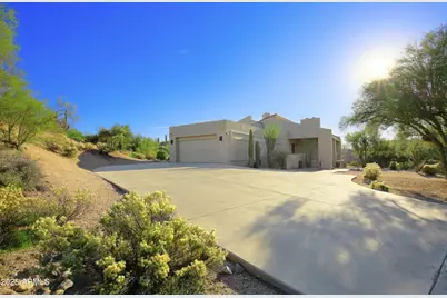 8249 E Carefree Drive, Carefree, AZ 85377 - Photo 4