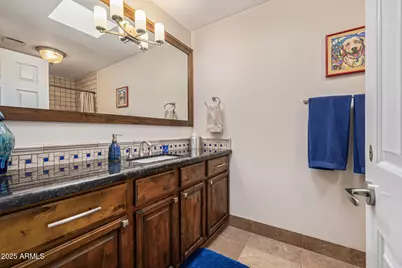 5801 N 25th Place, Phoenix, AZ 85016 - Photo 18