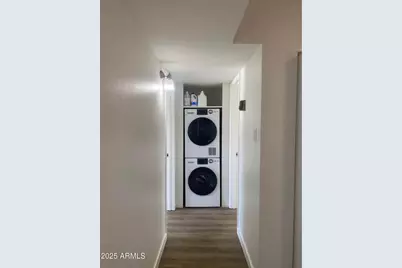 353 E Thomas Road #C404, Phoenix, AZ 85012 - Photo 8