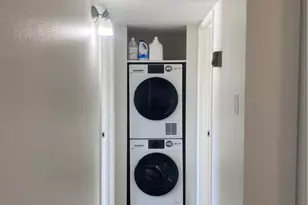 353 E Thomas Rd, Phoenix, AZ 85012 - Photo 8