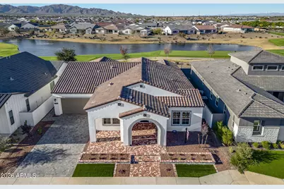 17568 W Crawfordsville Drive, Surprise, AZ 85388 - Photo 2