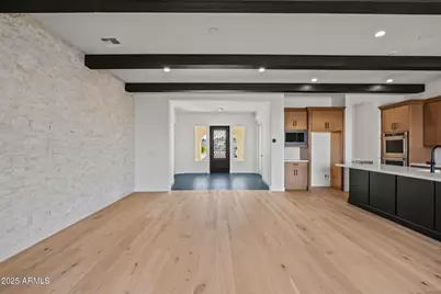 17568 W Crawfordsville Drive, Surprise, AZ 85388 - Photo 8