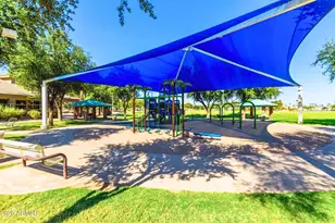 1115 S Tiago Dr, Gilbert, AZ 85233 - Photo 18