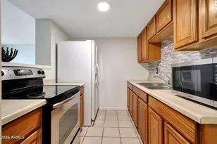4602 E Broadway Rd, Phoenix, AZ 85040 - Photo 8