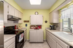 16025 N 110th Ave, Sun City, AZ 85351 - Photo 14