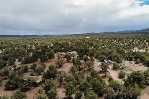 55409 N Madre Circle, Seligman, AZ 86337 - Photo 24