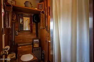 55409 N Madre Circle, Seligman, AZ 86337 - Photo 12