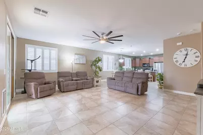 887 W Hereford Drive, San Tan Valley, AZ 85143 - Photo 4