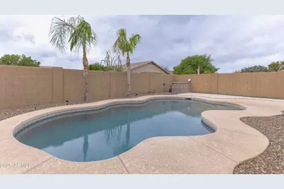 887 W Hereford Drive, San Tan Valley, AZ 85143 - Photo 8