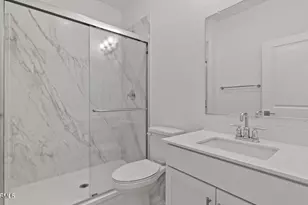 8018 W Griswold Rd, Peoria, AZ 85345 - Photo 18