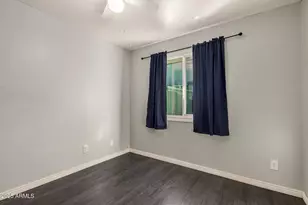 2402 W Poinsettia Dr, Phoenix, AZ 85029 - Photo 26