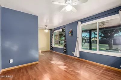 2402 W Poinsettia Drive, Phoenix, AZ 85029 - Photo 18