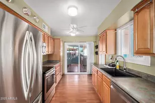 2402 W Poinsettia Dr, Phoenix, AZ 85029 - Photo 6