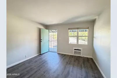829 N 4th Avenue #18, Phoenix, AZ 85003 - Photo 2