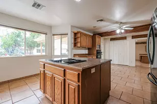 11851 N Thunderbird Rd, Sun City, AZ 85351 - Photo 12