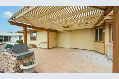 11851 N Thunderbird Road, Sun City, AZ 85351 - Photo 36