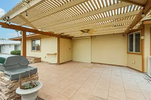 11851 N Thunderbird Rd, Sun City, AZ 85351 - Photo 36