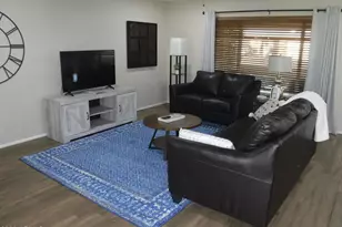 11029 W Caron Dr, Sun City, AZ 85351 - Photo 12